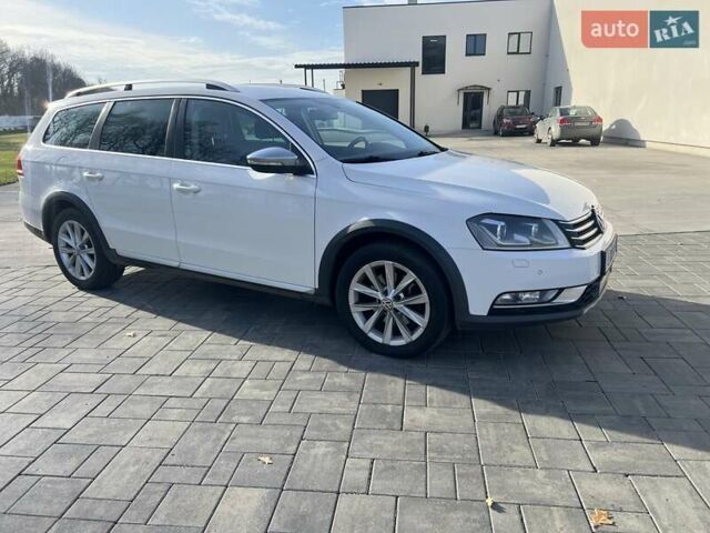 Белый Фольксваген Пассат Альтрак, объемом двигателя 2 л и пробегом 310 тыс. км за 10950 $, фото 7 на Automoto.ua