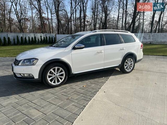 Белый Фольксваген Пассат Альтрак, объемом двигателя 2 л и пробегом 310 тыс. км за 10950 $, фото 6 на Automoto.ua