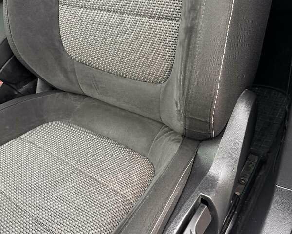 Белый Фольксваген Пассат Альтрак, объемом двигателя 2 л и пробегом 268 тыс. км за 11250 $, фото 25 на Automoto.ua