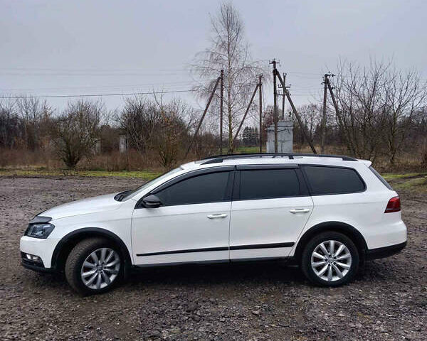 Белый Фольксваген Пассат Альтрак, объемом двигателя 2 л и пробегом 337 тыс. км за 13300 $, фото 3 на Automoto.ua