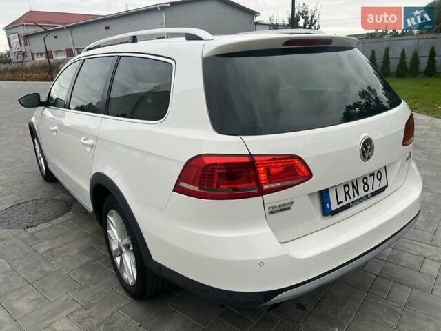 Белый Фольксваген Пассат Альтрак, объемом двигателя 2 л и пробегом 310 тыс. км за 11200 $, фото 10 на Automoto.ua