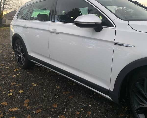 Білий Фольксваген Пассат Альтрак, об'ємом двигуна 1.97 л та пробігом 249 тис. км за 19500 $, фото 4 на Automoto.ua