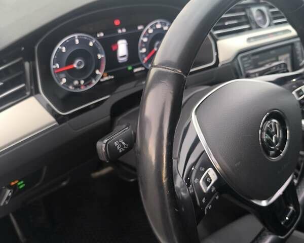 Білий Фольксваген Пассат Альтрак, об'ємом двигуна 1.97 л та пробігом 249 тис. км за 19500 $, фото 14 на Automoto.ua