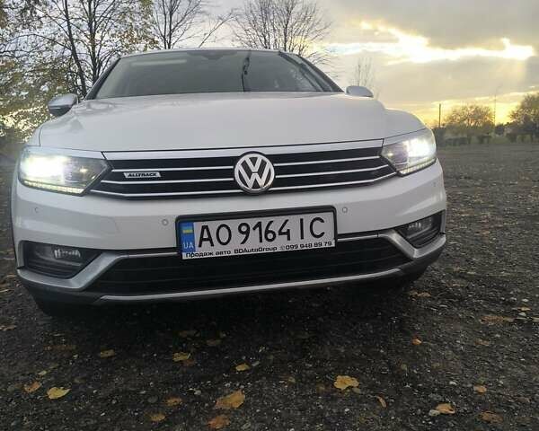 Білий Фольксваген Пассат Альтрак, об'ємом двигуна 1.97 л та пробігом 249 тис. км за 19500 $, фото 9 на Automoto.ua