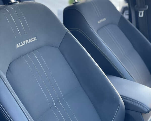 Белый Фольксваген Пассат Альтрак, объемом двигателя 2 л и пробегом 300 тыс. км за 16600 $, фото 10 на Automoto.ua