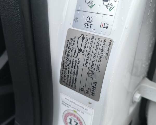 Білий Фольксваген Пассат Альтрак, об'ємом двигуна 1.97 л та пробігом 249 тис. км за 19500 $, фото 16 на Automoto.ua