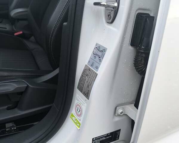 Білий Фольксваген Пассат Альтрак, об'ємом двигуна 1.97 л та пробігом 249 тис. км за 19500 $, фото 13 на Automoto.ua