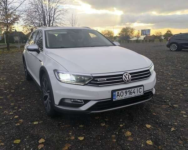 Білий Фольксваген Пассат Альтрак, об'ємом двигуна 1.97 л та пробігом 249 тис. км за 19500 $, фото 6 на Automoto.ua