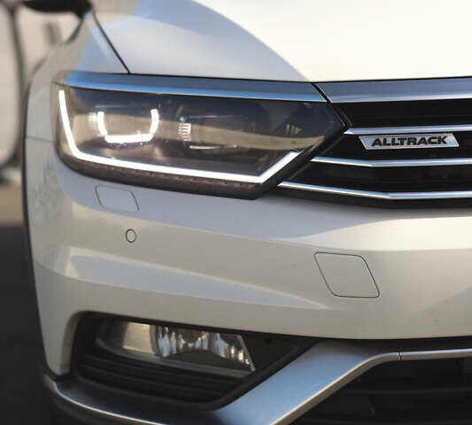 Белый Фольксваген Пассат Альтрак, объемом двигателя 1.97 л и пробегом 274 тыс. км за 20700 $, фото 7 на Automoto.ua