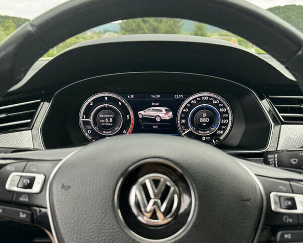 Белый Фольксваген Пассат Альтрак, объемом двигателя 2 л и пробегом 260 тыс. км за 20500 $, фото 17 на Automoto.ua