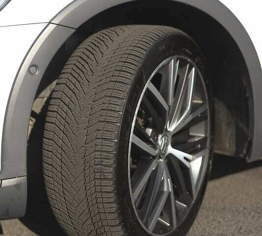 Белый Фольксваген Пассат Альтрак, объемом двигателя 1.97 л и пробегом 274 тыс. км за 20700 $, фото 22 на Automoto.ua