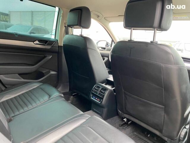 Білий Фольксваген Пассат Альтрак, об'ємом двигуна 2 л та пробігом 267 тис. км за 19890 $, фото 32 на Automoto.ua