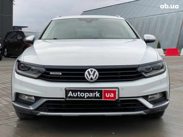 Білий Фольксваген Пассат Альтрак, об'ємом двигуна 2 л та пробігом 267 тис. км за 19890 $, фото 1 на Automoto.ua