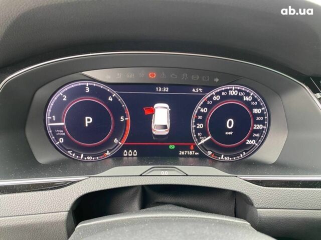 Білий Фольксваген Пассат Альтрак, об'ємом двигуна 2 л та пробігом 267 тис. км за 19890 $, фото 19 на Automoto.ua