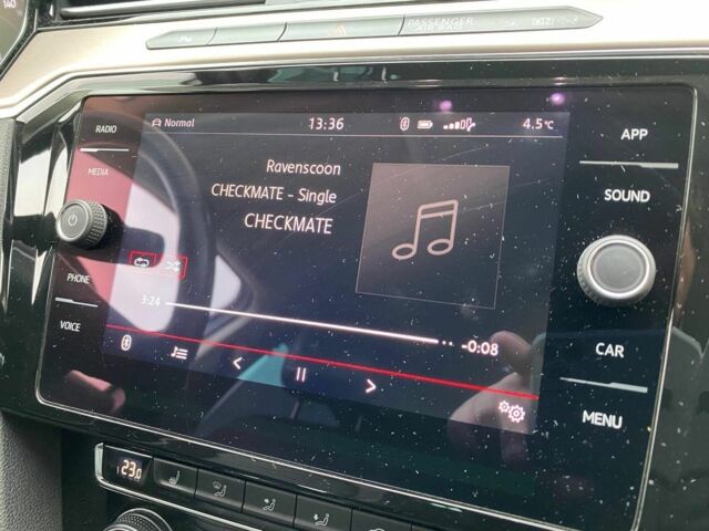 Білий Фольксваген Пассат Альтрак, об'ємом двигуна 2 л та пробігом 267 тис. км за 19890 $, фото 36 на Automoto.ua