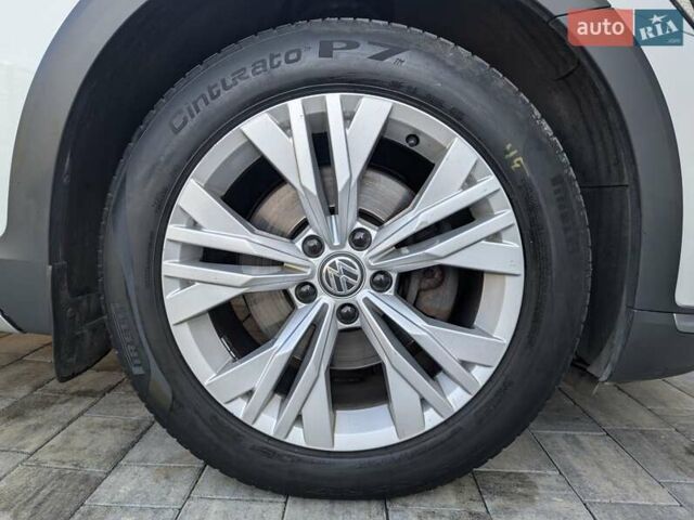 Білий Фольксваген Пассат Альтрак, об'ємом двигуна 2 л та пробігом 223 тис. км за 20900 $, фото 10 на Automoto.ua