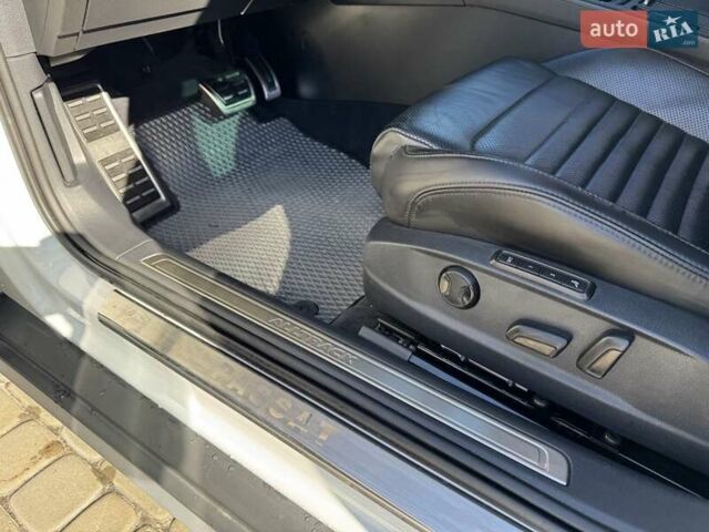 Белый Фольксваген Пассат Альтрак, объемом двигателя 2 л и пробегом 255 тыс. км за 20750 $, фото 28 на Automoto.ua