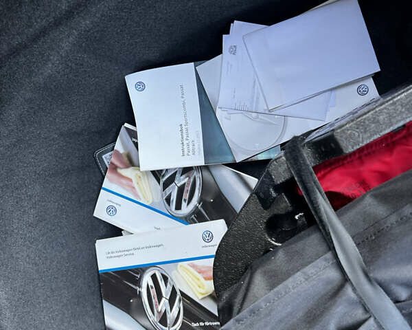 Белый Фольксваген Пассат Альтрак, объемом двигателя 1.97 л и пробегом 235 тыс. км за 23500 $, фото 12 на Automoto.ua