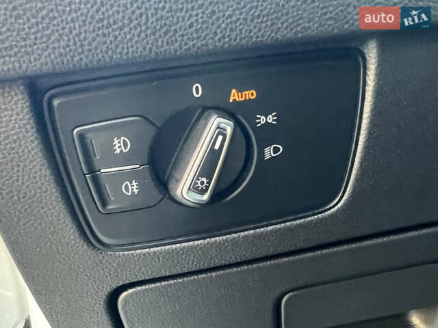 Белый Фольксваген Пассат Альтрак, объемом двигателя 2 л и пробегом 256 тыс. км за 17600 $, фото 18 на Automoto.ua