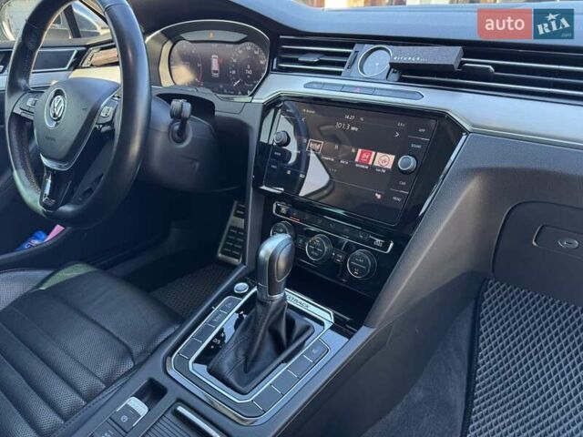 Белый Фольксваген Пассат Альтрак, объемом двигателя 2 л и пробегом 255 тыс. км за 20750 $, фото 32 на Automoto.ua