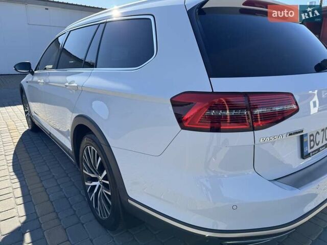 Белый Фольксваген Пассат Альтрак, объемом двигателя 2 л и пробегом 255 тыс. км за 20750 $, фото 16 на Automoto.ua
