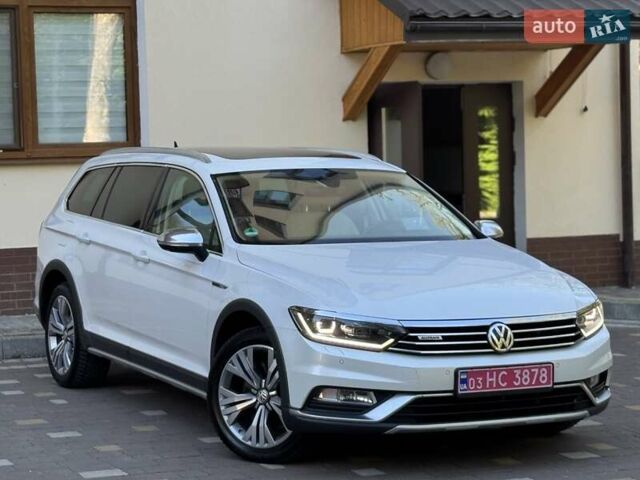 Белый Фольксваген Пассат Альтрак, объемом двигателя 2 л и пробегом 155 тыс. км за 23600 $, фото 5 на Automoto.ua