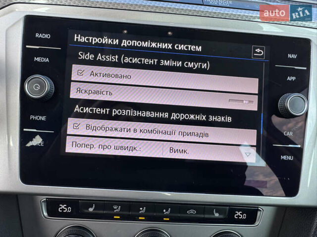 Белый Фольксваген Пассат Альтрак, объемом двигателя 2 л и пробегом 186 тыс. км за 21300 $, фото 59 на Automoto.ua