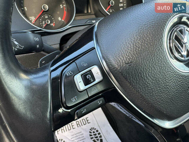 Белый Фольксваген Пассат Альтрак, объемом двигателя 2 л и пробегом 186 тыс. км за 20300 $, фото 46 на Automoto.ua