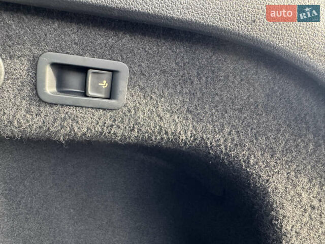 Белый Фольксваген Пассат Альтрак, объемом двигателя 2 л и пробегом 186 тыс. км за 21300 $, фото 26 на Automoto.ua