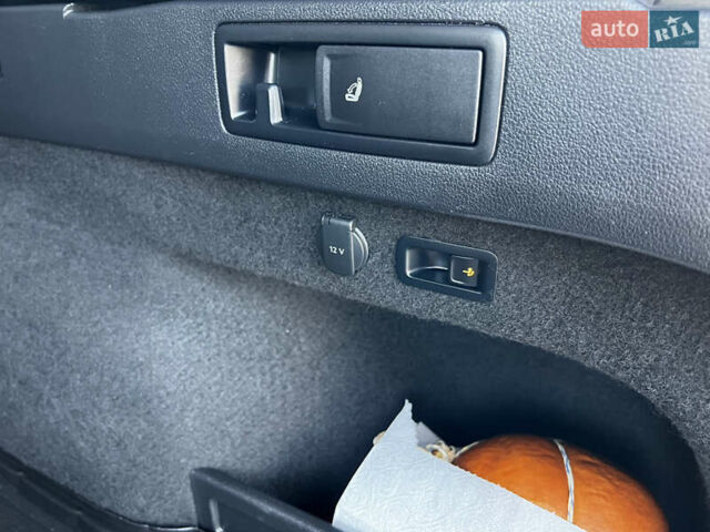 Белый Фольксваген Пассат Альтрак, объемом двигателя 1.97 л и пробегом 235 тыс. км за 23500 $, фото 13 на Automoto.ua