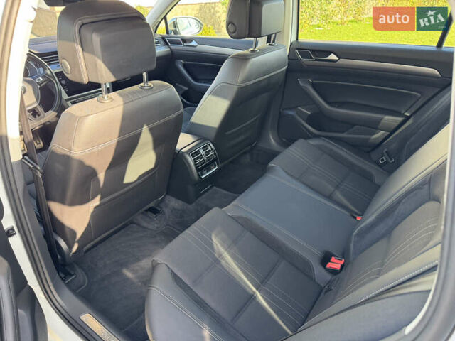 Белый Фольксваген Пассат Альтрак, объемом двигателя 2 л и пробегом 186 тыс. км за 21300 $, фото 36 на Automoto.ua