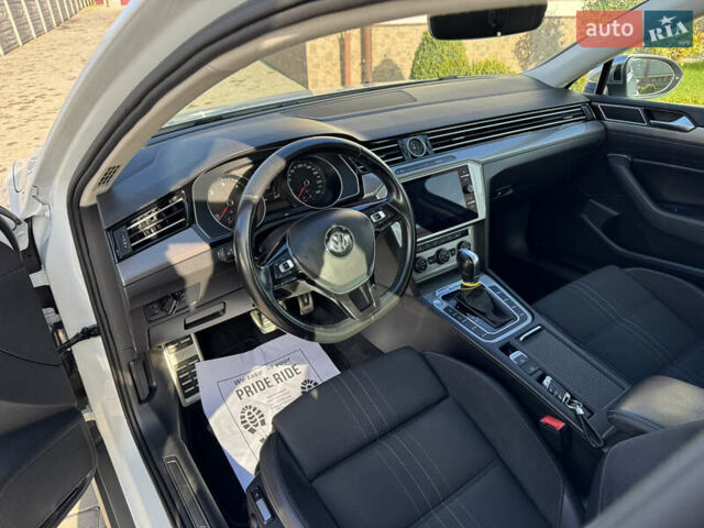 Белый Фольксваген Пассат Альтрак, объемом двигателя 2 л и пробегом 186 тыс. км за 20300 $, фото 29 на Automoto.ua