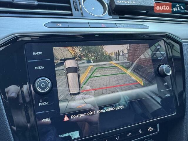 Белый Фольксваген Пассат Альтрак, объемом двигателя 2 л и пробегом 255 тыс. км за 20750 $, фото 63 на Automoto.ua