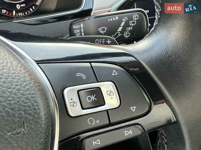 Белый Фольксваген Пассат Альтрак, объемом двигателя 2 л и пробегом 256 тыс. км за 17600 $, фото 35 на Automoto.ua