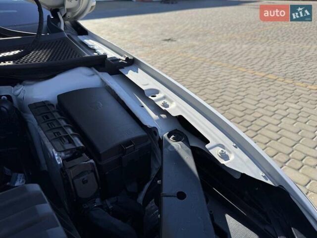 Белый Фольксваген Пассат Альтрак, объемом двигателя 2 л и пробегом 255 тыс. км за 20750 $, фото 53 на Automoto.ua