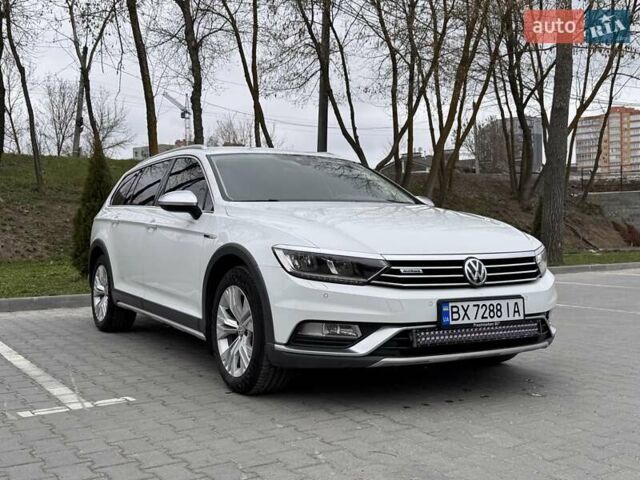 Белый Фольксваген Пассат Альтрак, объемом двигателя 2 л и пробегом 185 тыс. км за 22900 $, фото 2 на Automoto.ua
