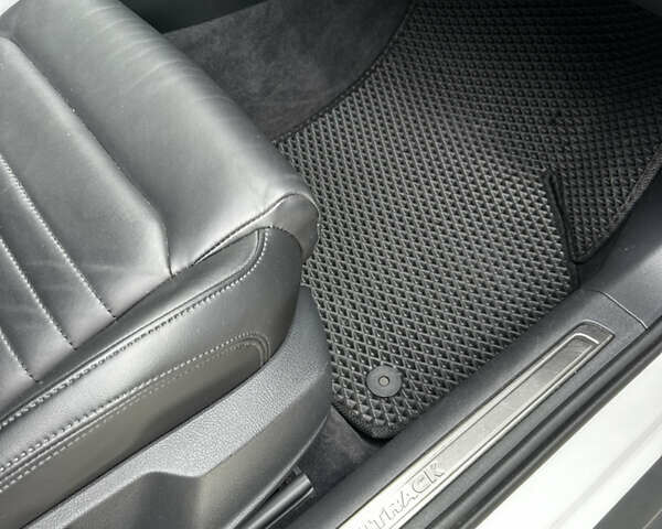 Белый Фольксваген Пассат Альтрак, объемом двигателя 2 л и пробегом 190 тыс. км за 23500 $, фото 26 на Automoto.ua