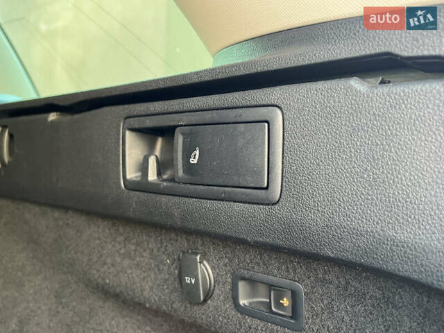 Белый Фольксваген Пассат Альтрак, объемом двигателя 2 л и пробегом 256 тыс. км за 17600 $, фото 32 на Automoto.ua