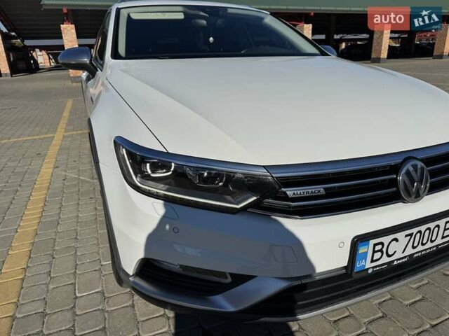 Белый Фольксваген Пассат Альтрак, объемом двигателя 2 л и пробегом 255 тыс. км за 20750 $, фото 12 на Automoto.ua