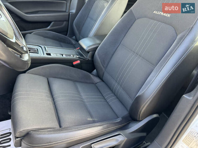 Белый Фольксваген Пассат Альтрак, объемом двигателя 2 л и пробегом 186 тыс. км за 21300 $, фото 38 на Automoto.ua