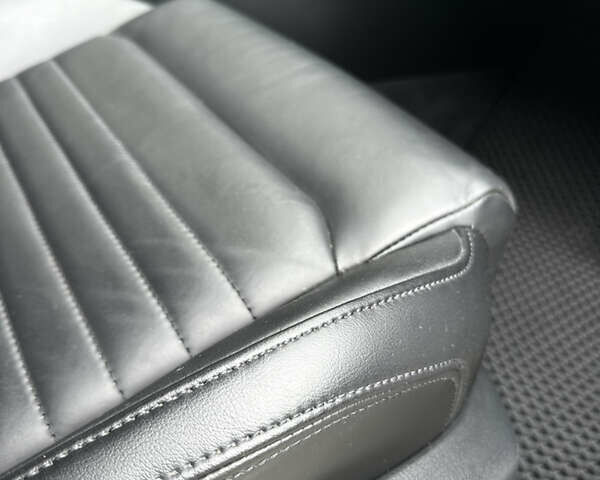 Белый Фольксваген Пассат Альтрак, объемом двигателя 2 л и пробегом 190 тыс. км за 23500 $, фото 25 на Automoto.ua