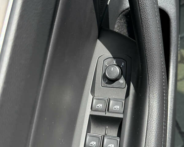 Білий Фольксваген Пассат Альтрак, об'ємом двигуна 2 л та пробігом 176 тис. км за 26500 $, фото 43 на Automoto.ua