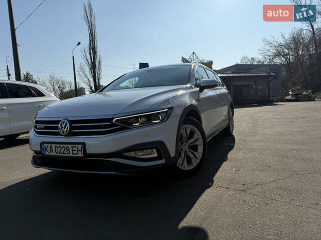 Белый Фольксваген Пассат Альтрак, объемом двигателя 1.97 л и пробегом 198 тыс. км за 25899 $, фото 14 на Automoto.ua