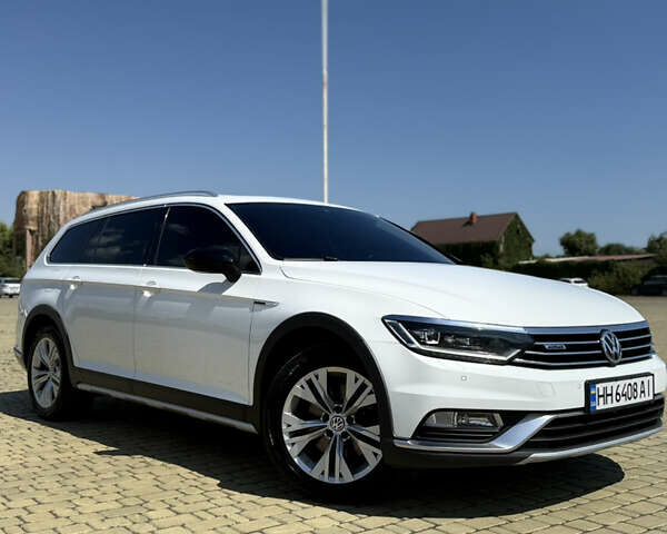 Білий Фольксваген Пассат Альтрак, об'ємом двигуна 2 л та пробігом 176 тис. км за 26500 $, фото 15 на Automoto.ua