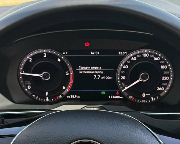 Білий Фольксваген Пассат Альтрак, об'ємом двигуна 2 л та пробігом 176 тис. км за 26500 $, фото 28 на Automoto.ua