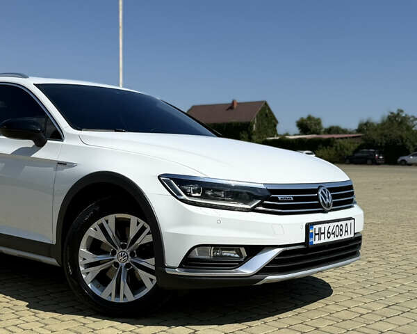 Білий Фольксваген Пассат Альтрак, об'ємом двигуна 2 л та пробігом 176 тис. км за 26500 $, фото 16 на Automoto.ua