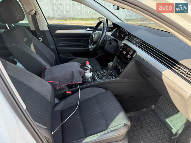 Белый Фольксваген Пассат Альтрак, объемом двигателя 1.97 л и пробегом 198 тыс. км за 25899 $, фото 31 на Automoto.ua