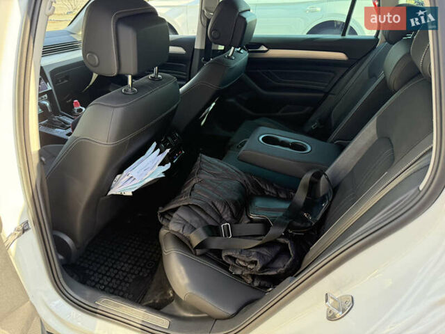 Белый Фольксваген Пассат Альтрак, объемом двигателя 1.97 л и пробегом 198 тыс. км за 25899 $, фото 27 на Automoto.ua