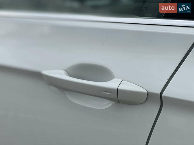 Білий Фольксваген Пассат Альтрак, об'ємом двигуна 1.97 л та пробігом 241 тис. км за 24999 $, фото 51 на Automoto.ua