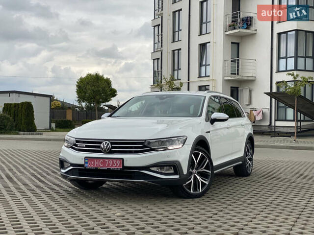 Білий Фольксваген Пассат Альтрак, об'ємом двигуна 1.97 л та пробігом 241 тис. км за 24999 $, фото 96 на Automoto.ua
